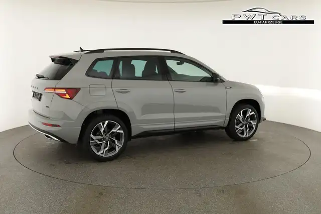 Skoda Karoq Sportline 4x4 2.0 TSI DSG Sportline, AHK, Navi,... Ansicht 21