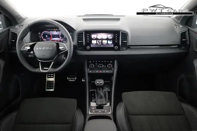 Skoda Karoq Sportline 4x4 2.0 TSI DSG Sportline, AHK, Navi,... Ansicht 4