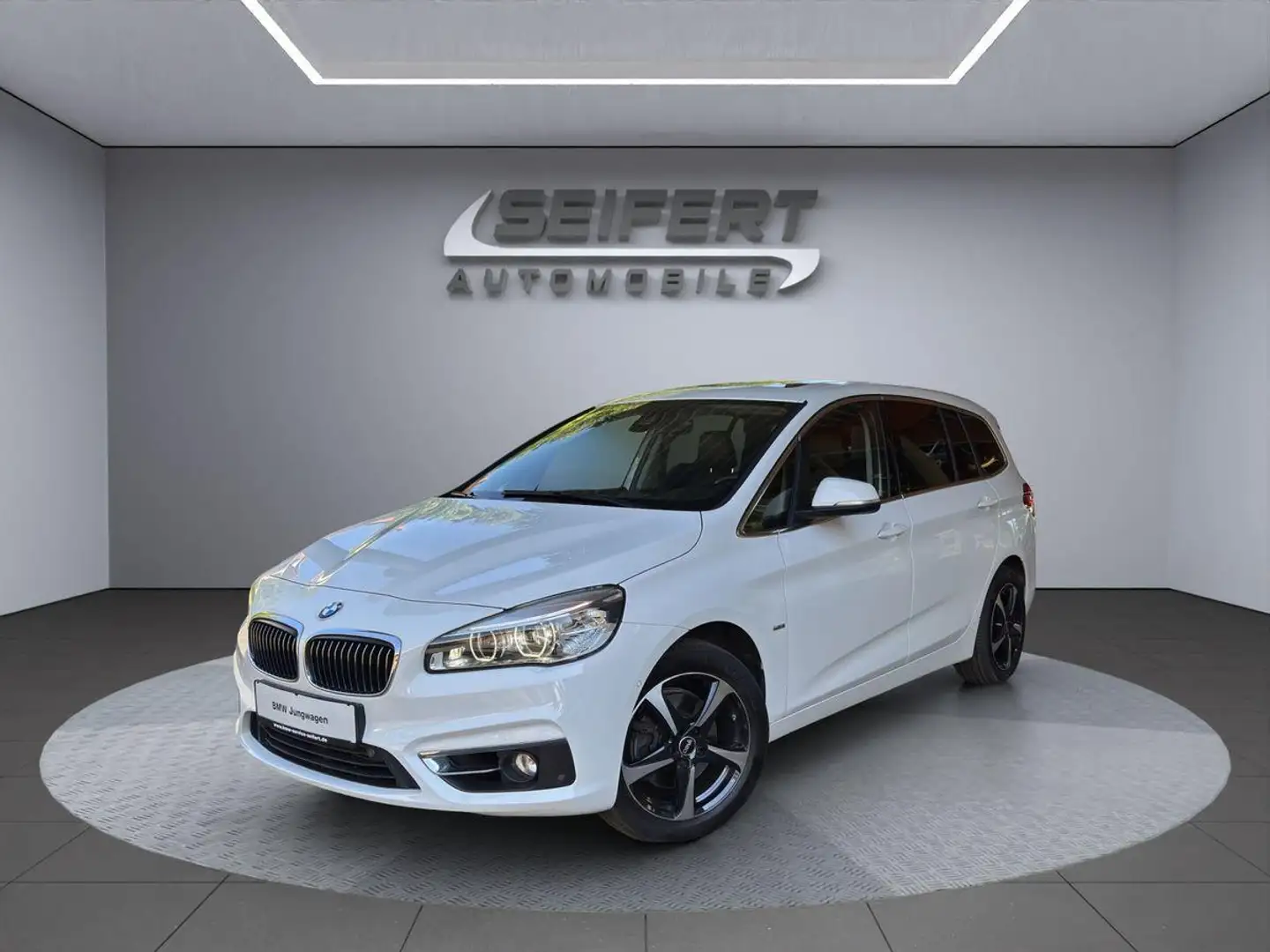 BMW 218 218i Gran Tourer I Luxury Line I AHK I PANO I NAVI Blanc - 1