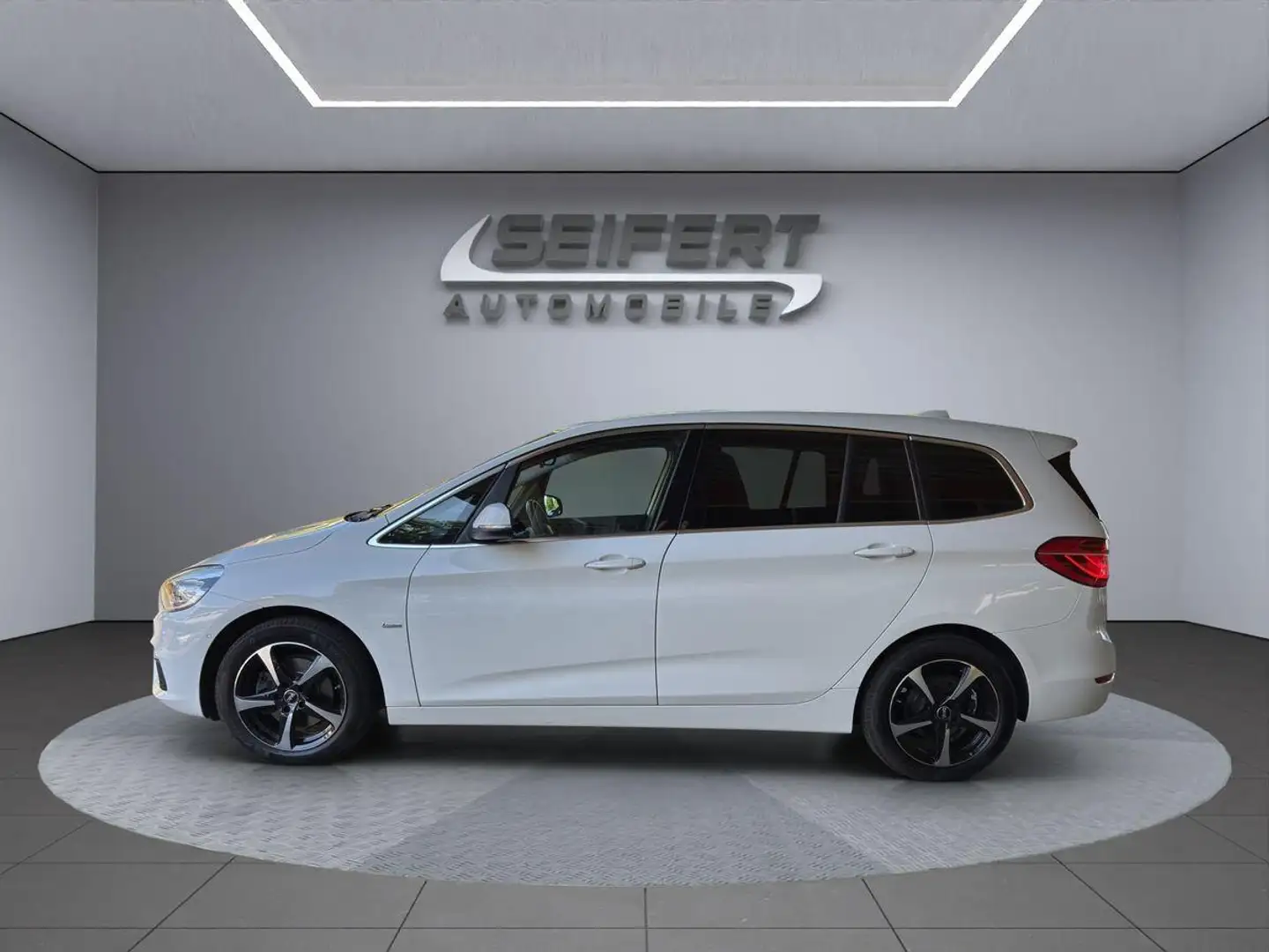 BMW 218 218i Gran Tourer I Luxury Line I AHK I PANO I NAVI Blanc - 2