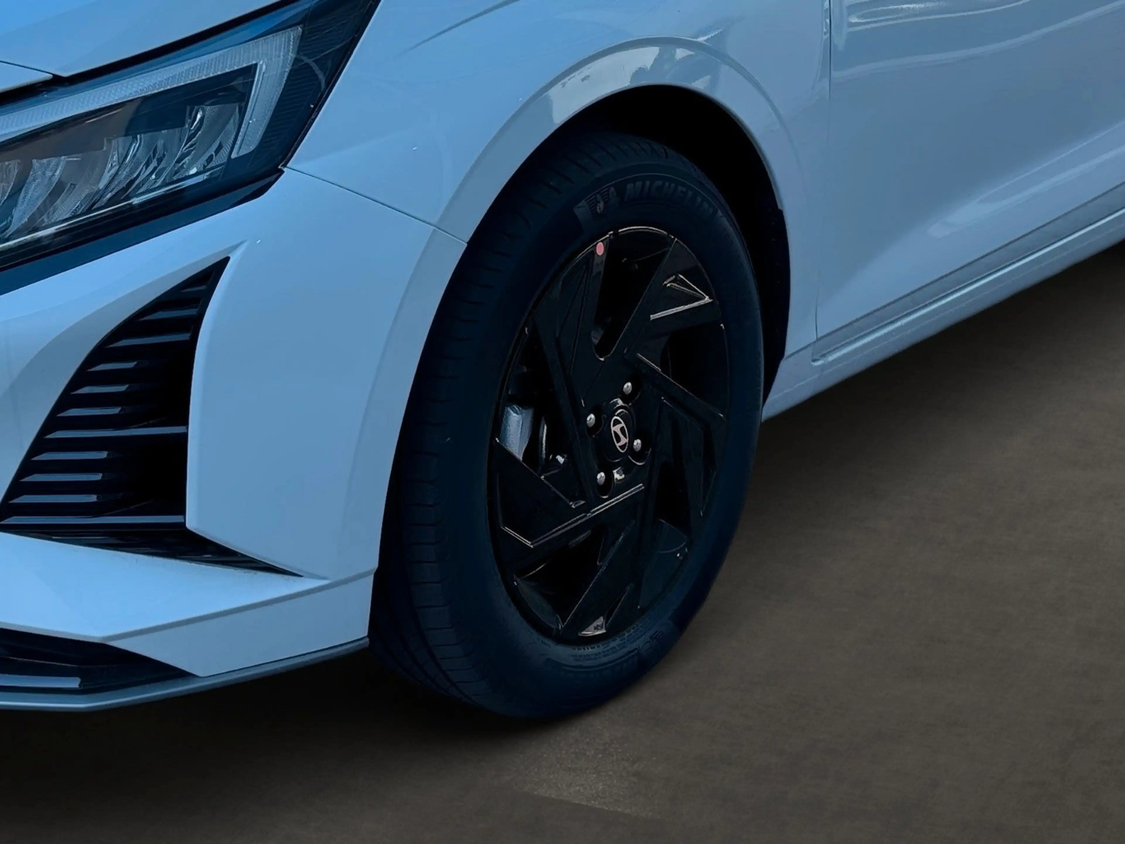 Hyundai i20 Blackline — photo 6