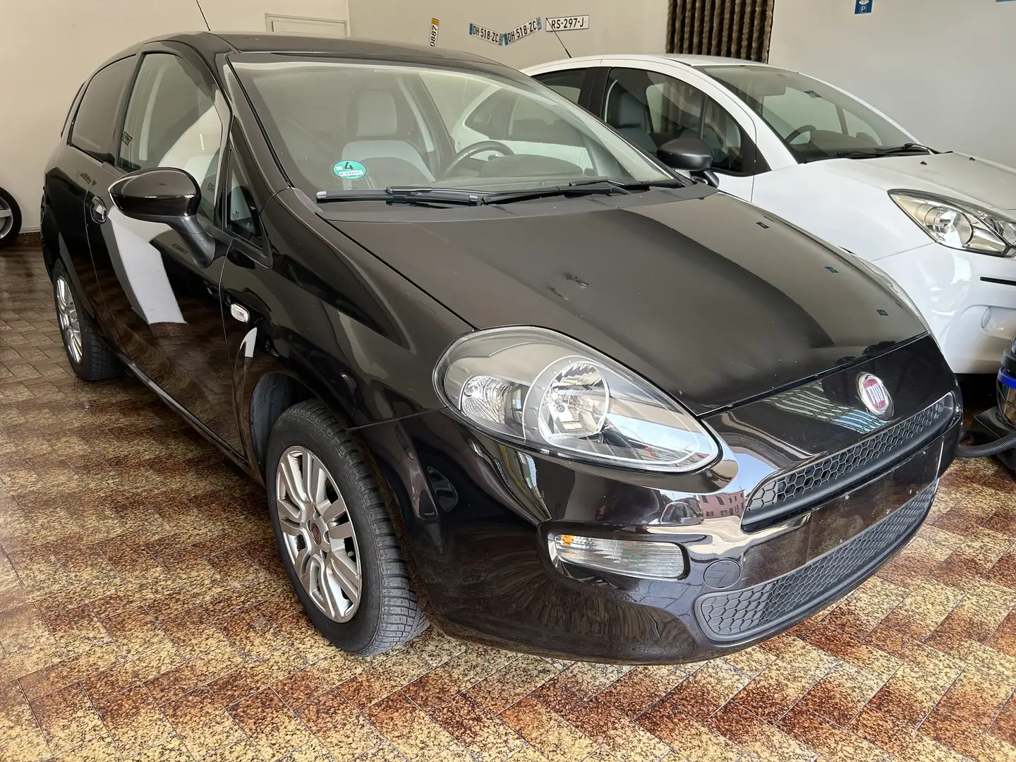 Fiat Punto Evo 3p 1.2 Dynamic s&s BLUE e ME!! VEtRISCURI!!NEOPATE Nero - 1