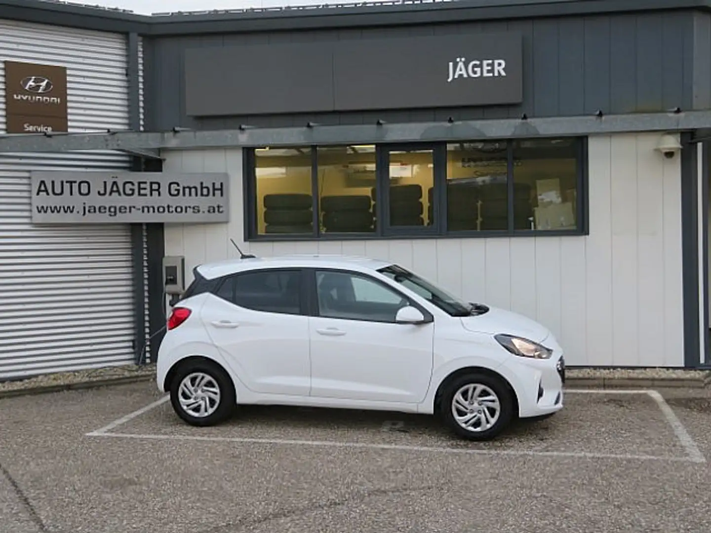 Hyundai i10 RF-Kamera Sitz/Lenkradhzg Klimaautomatik Weiß - 2