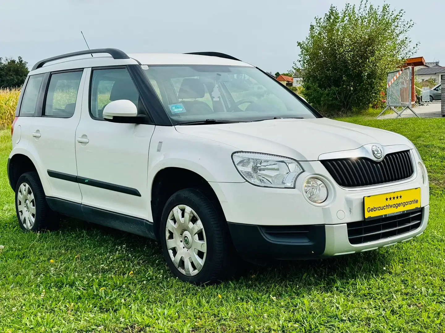 Skoda Yeti Basis 4x4 Blanc - 2