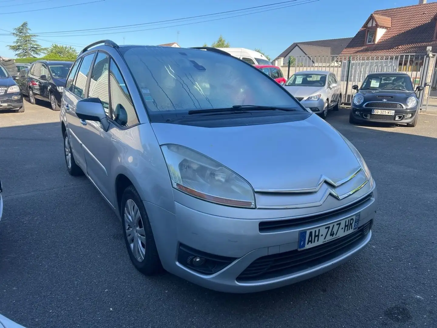 Citroen Grand C4 Picasso 1.6 HDI110 EXCLUSIVE BMP6 7PL Grau - 1