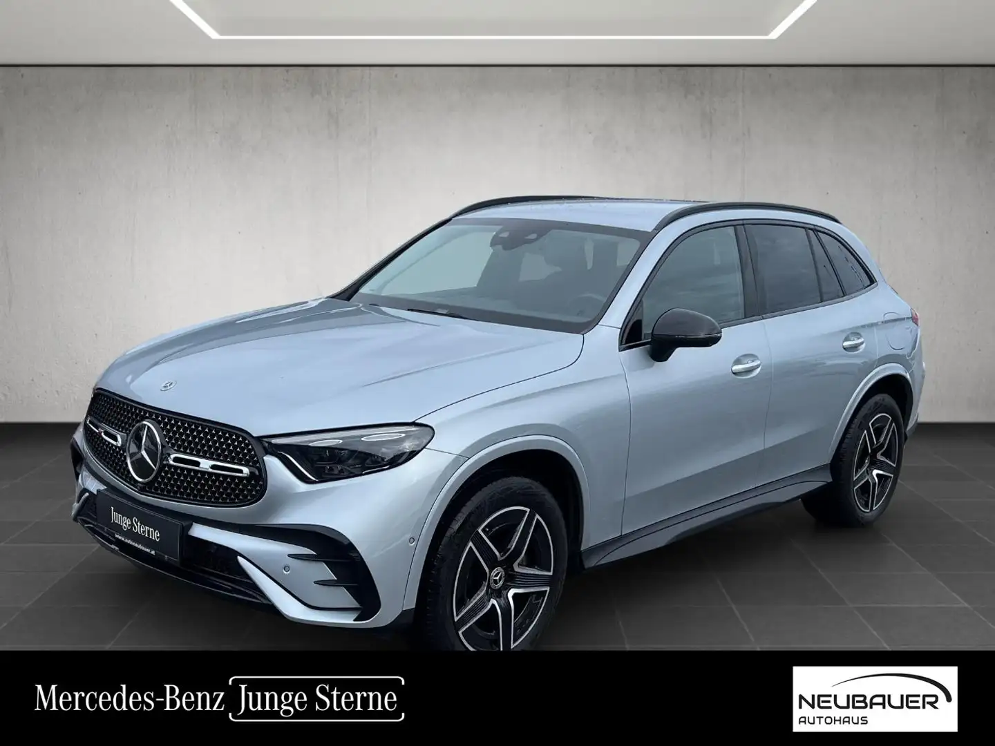 Mercedes-Benz GLC 300 de PHEV 4MATIC Osterreich Edition Aut. Silber - 1