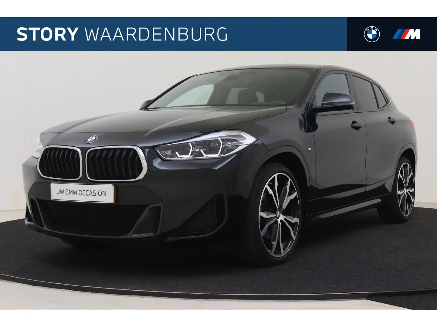 BMW X2 sDrive18i M Sport Automaat / Sportstoelen / Active Zwart - 1