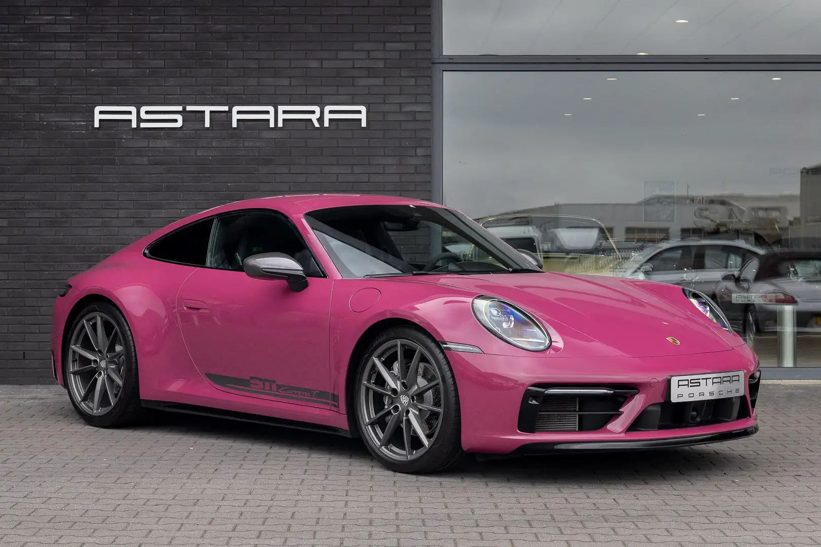 Porsche 992 T | Rubystar Neo - 1