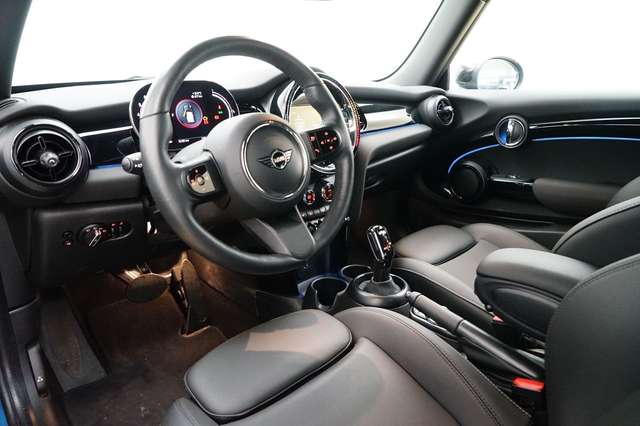 MINI Cooper 3-Türer [Classic, Navi, LED, RFK, SHZ]