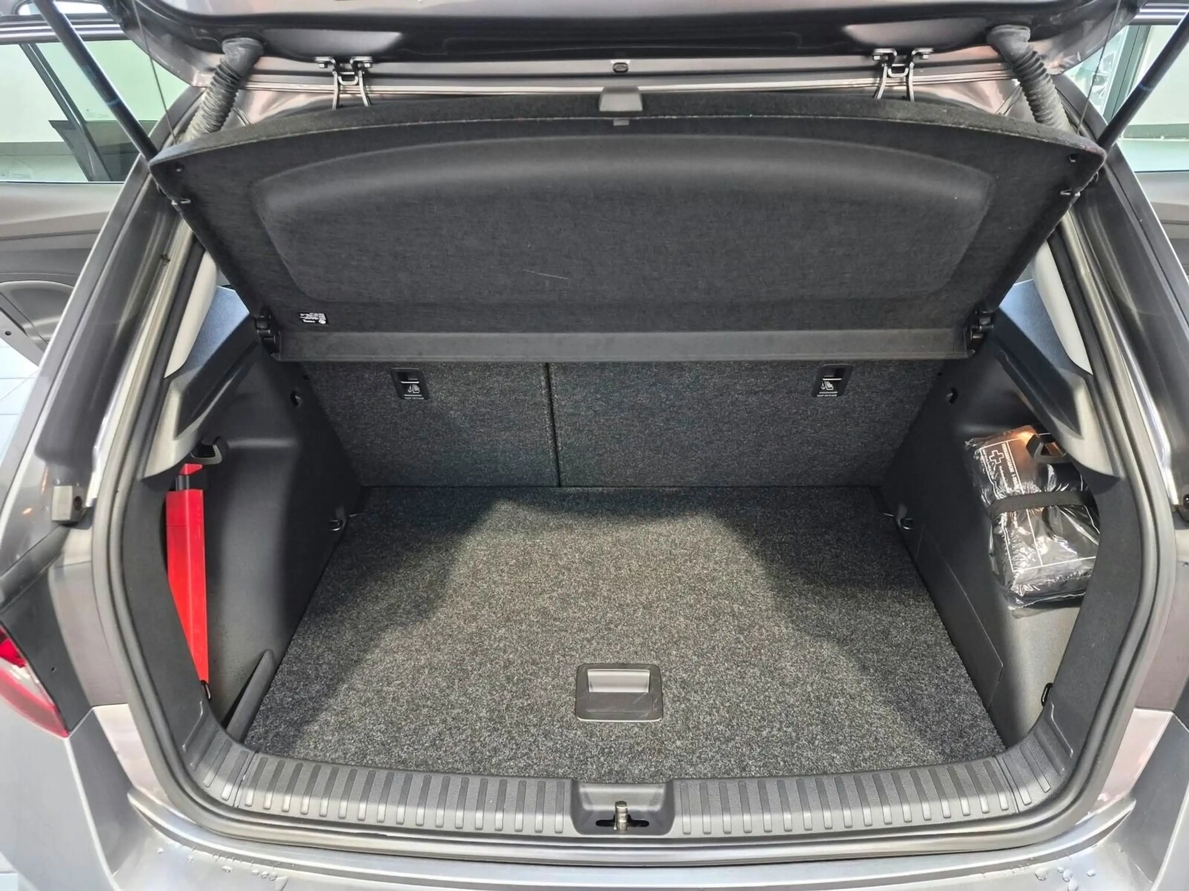 Skoda Fabia 1.0 TSI Drive  ACC|LED|Kamera|KESSY — photo 6