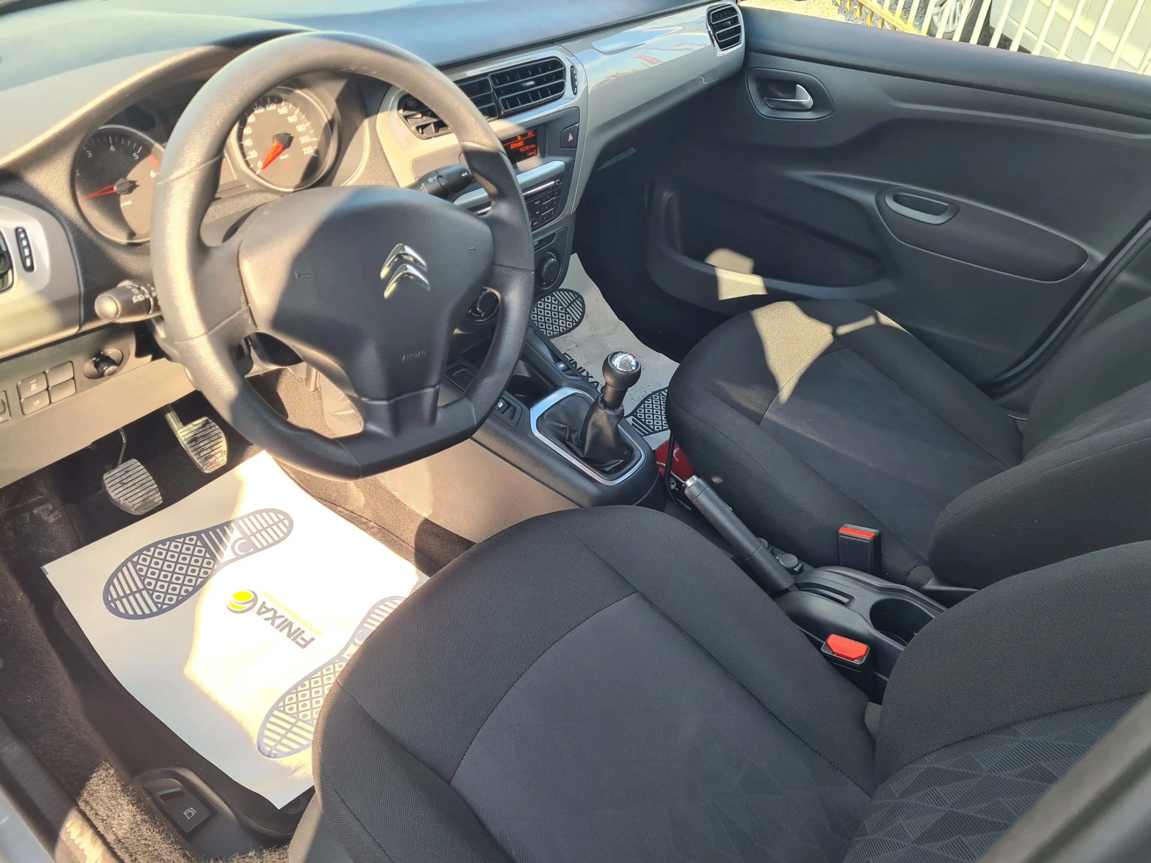Citroen C-Elysée C-Elysee 1.2i☆1jOMNIGARANTIE☆AIRCO☆PARKS☆ONDERHOUD — photo 6