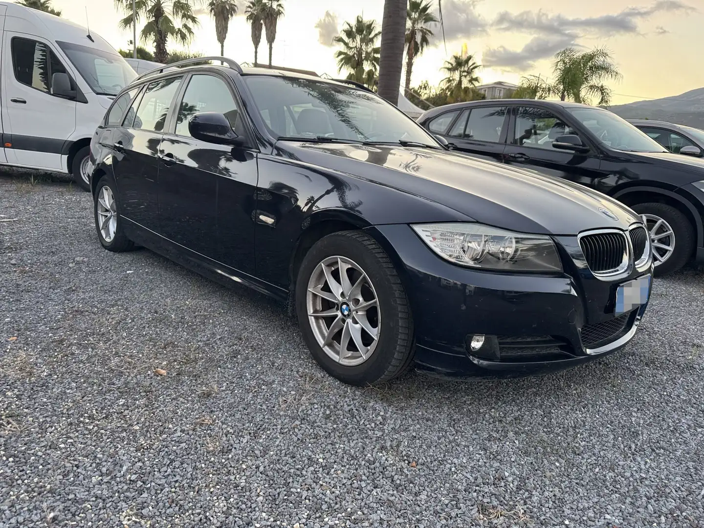 BMW 320 320d cat Touring Eletta Blu/Azzurro - 2