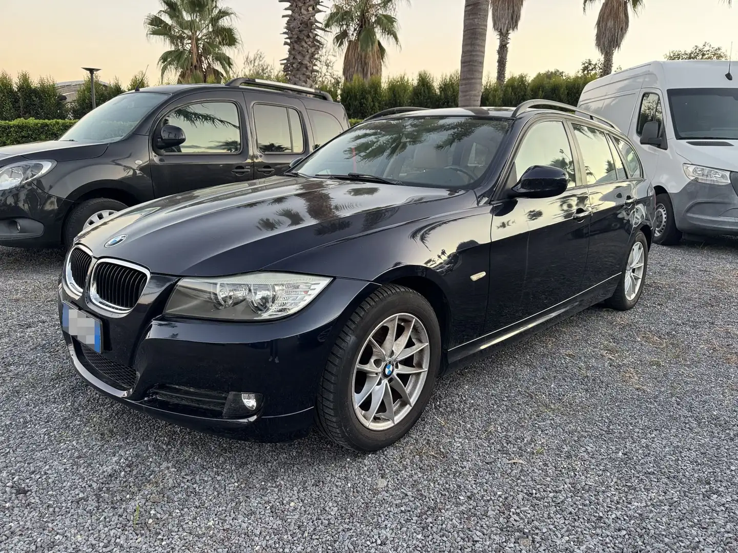 BMW 320 320d cat Touring Eletta Blu/Azzurro - 1