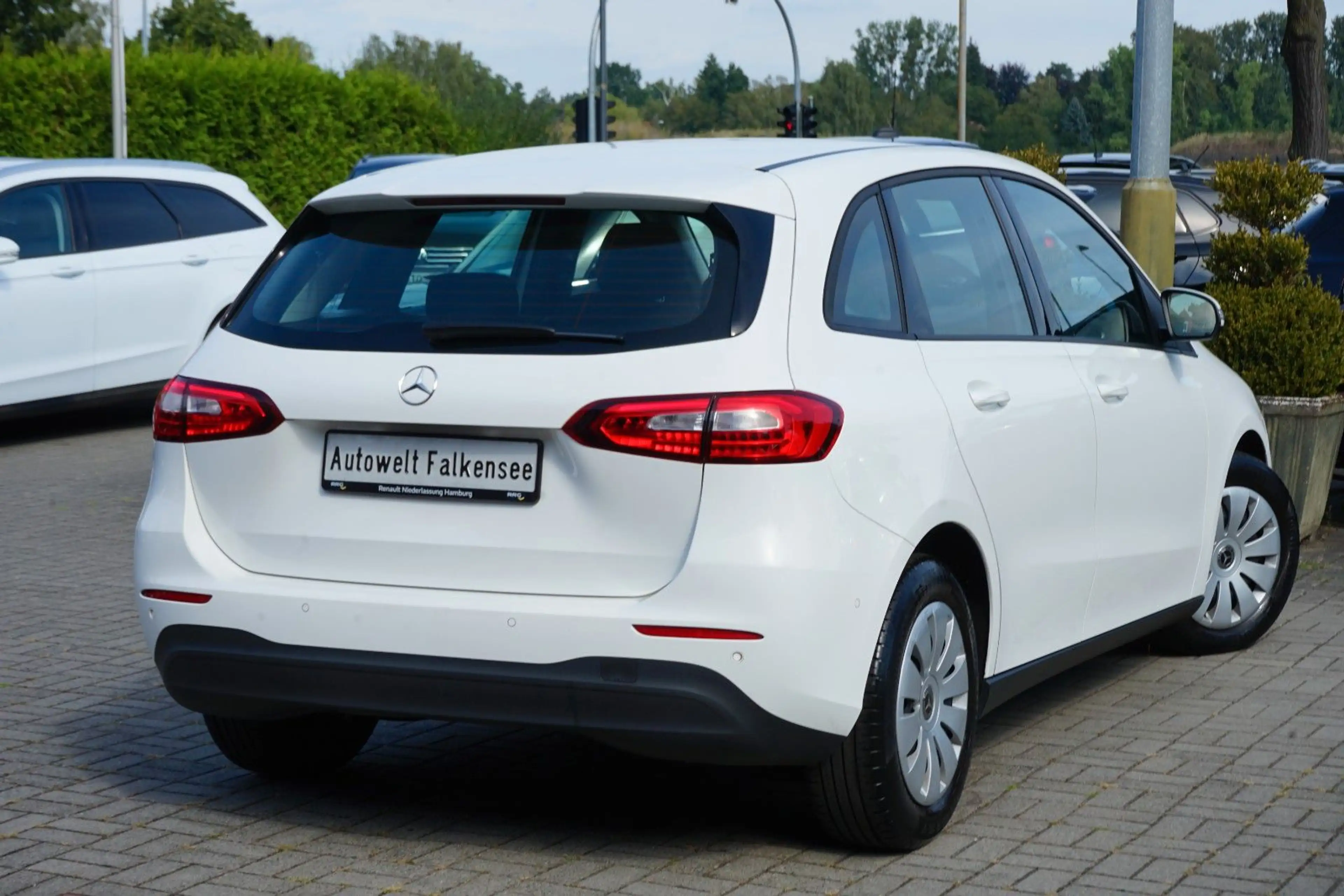 Mercedes-Benz B 180 Automatik — photo 6