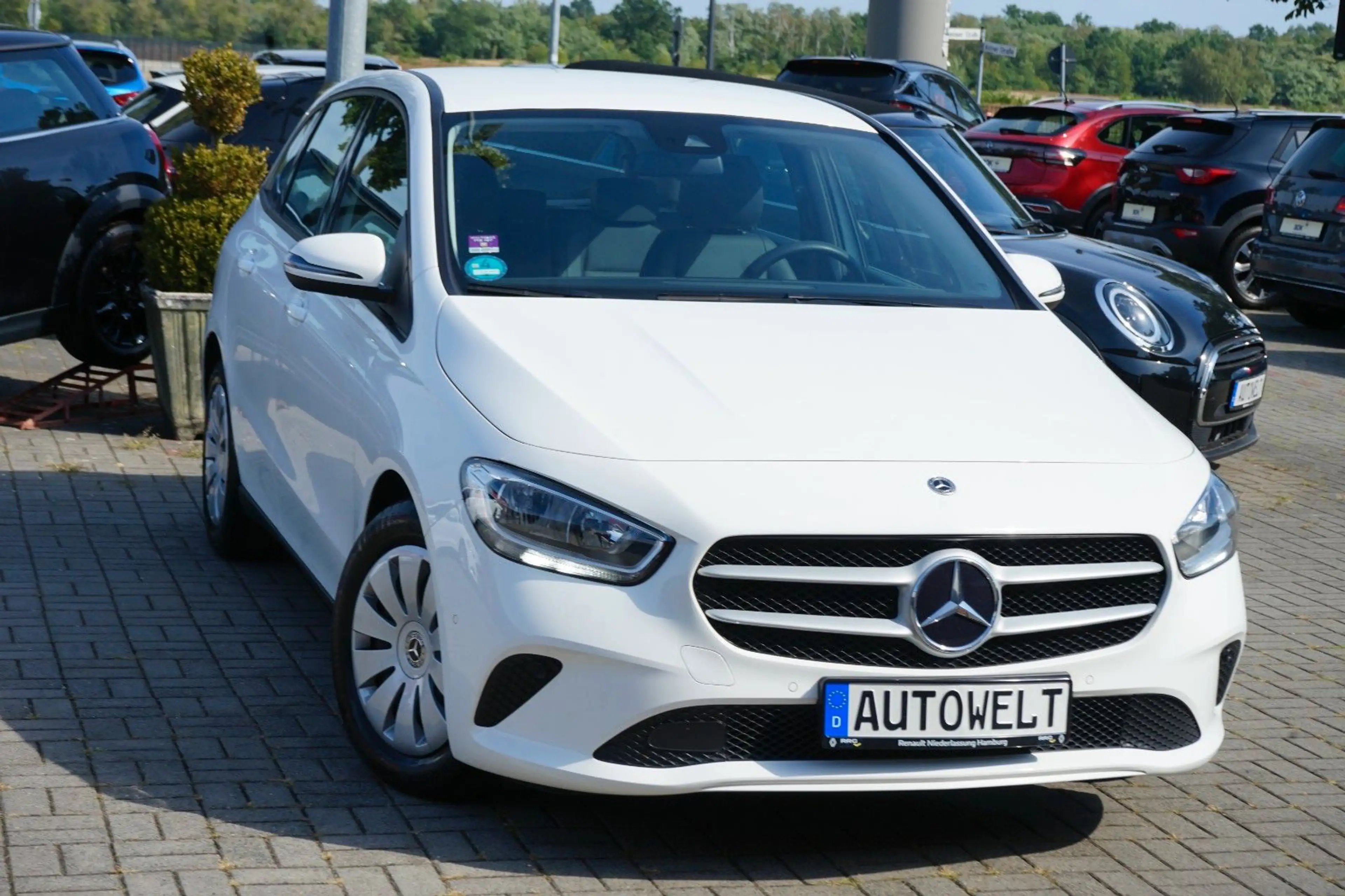 Mercedes-Benz B 180 Automatik — photo 2