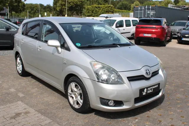 Toyota Corolla Verso 2.2 D-CAT Sol