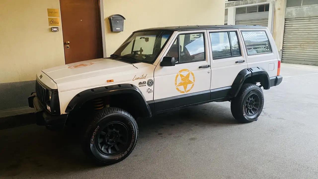 Jeep Cherokee 5p 4.0 Limited, foto 3