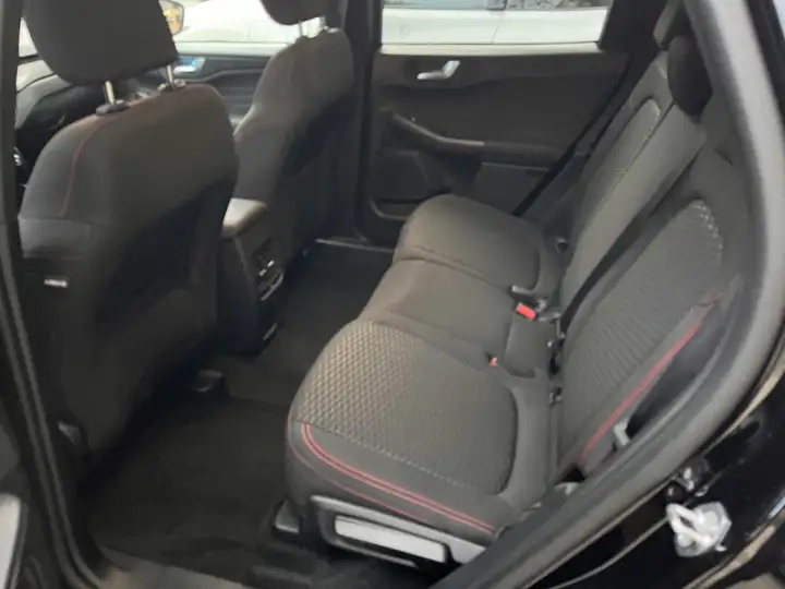 Ford Kuga 2025, foto 8