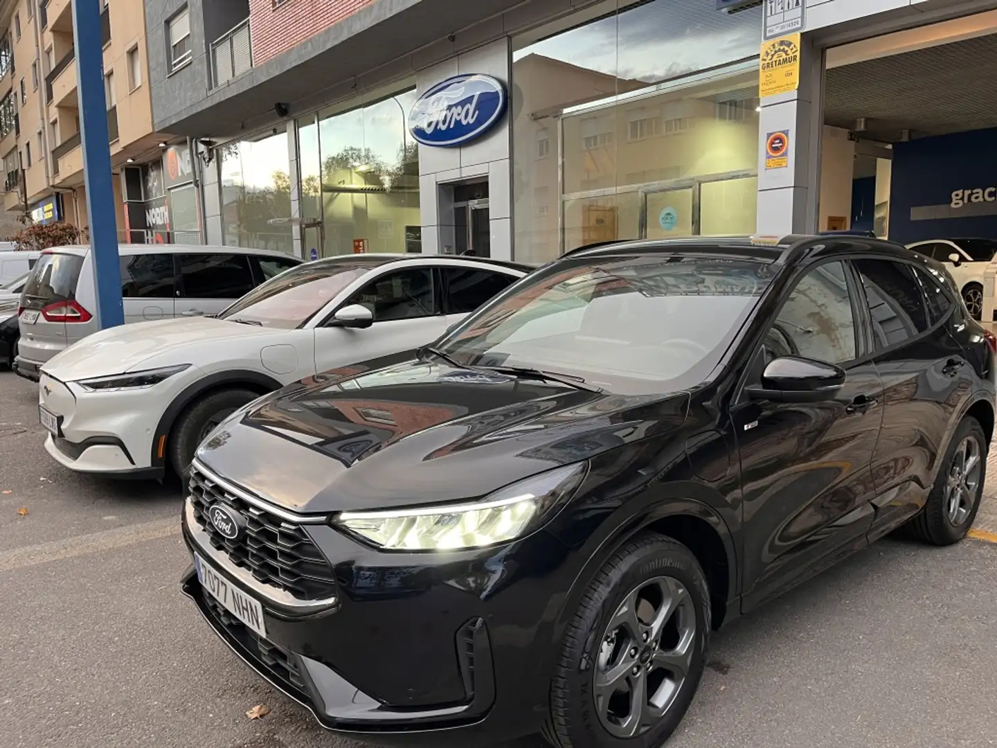 Ford Kuga 2.5 Duratec PHEV ST-Line 4x2 Negro - 1