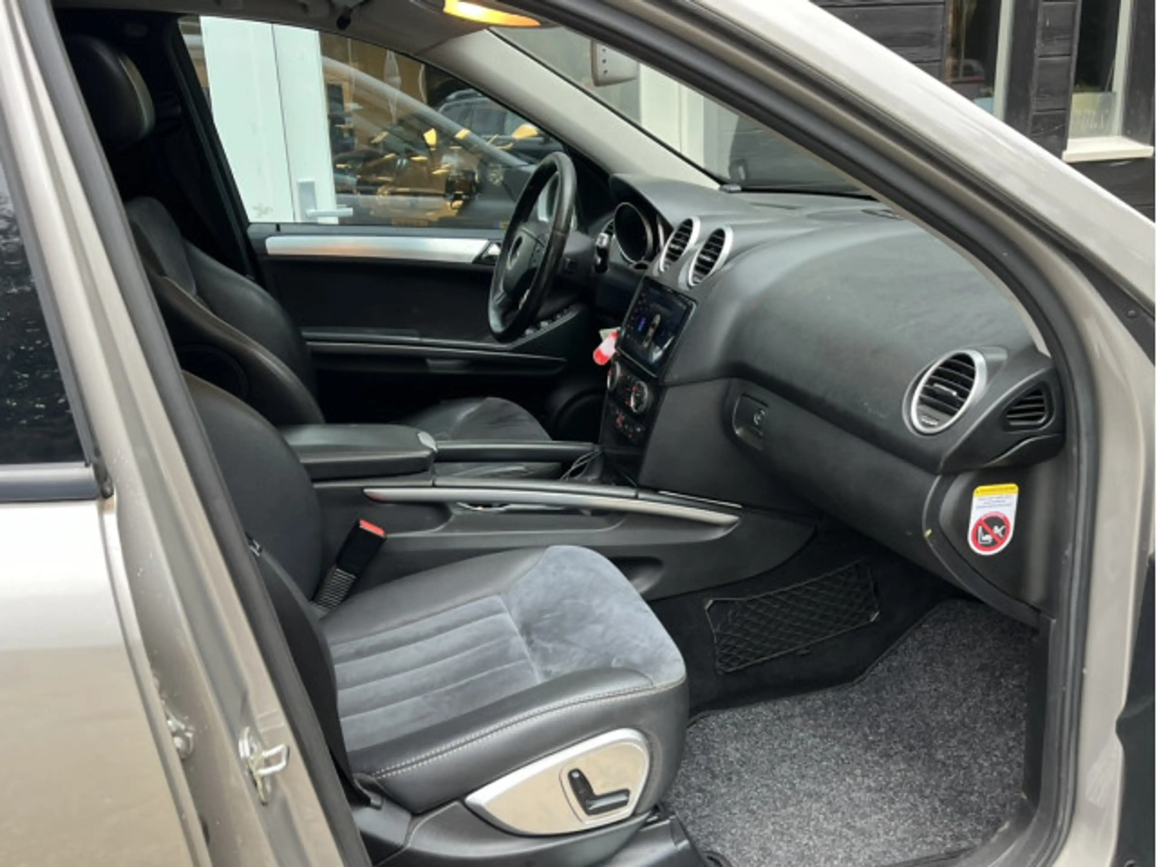 Mercedes-Benz ML 420 M-klasse CDI AMG Pakket/V8/Aut/Ecc/Leer/Navi — photo 6