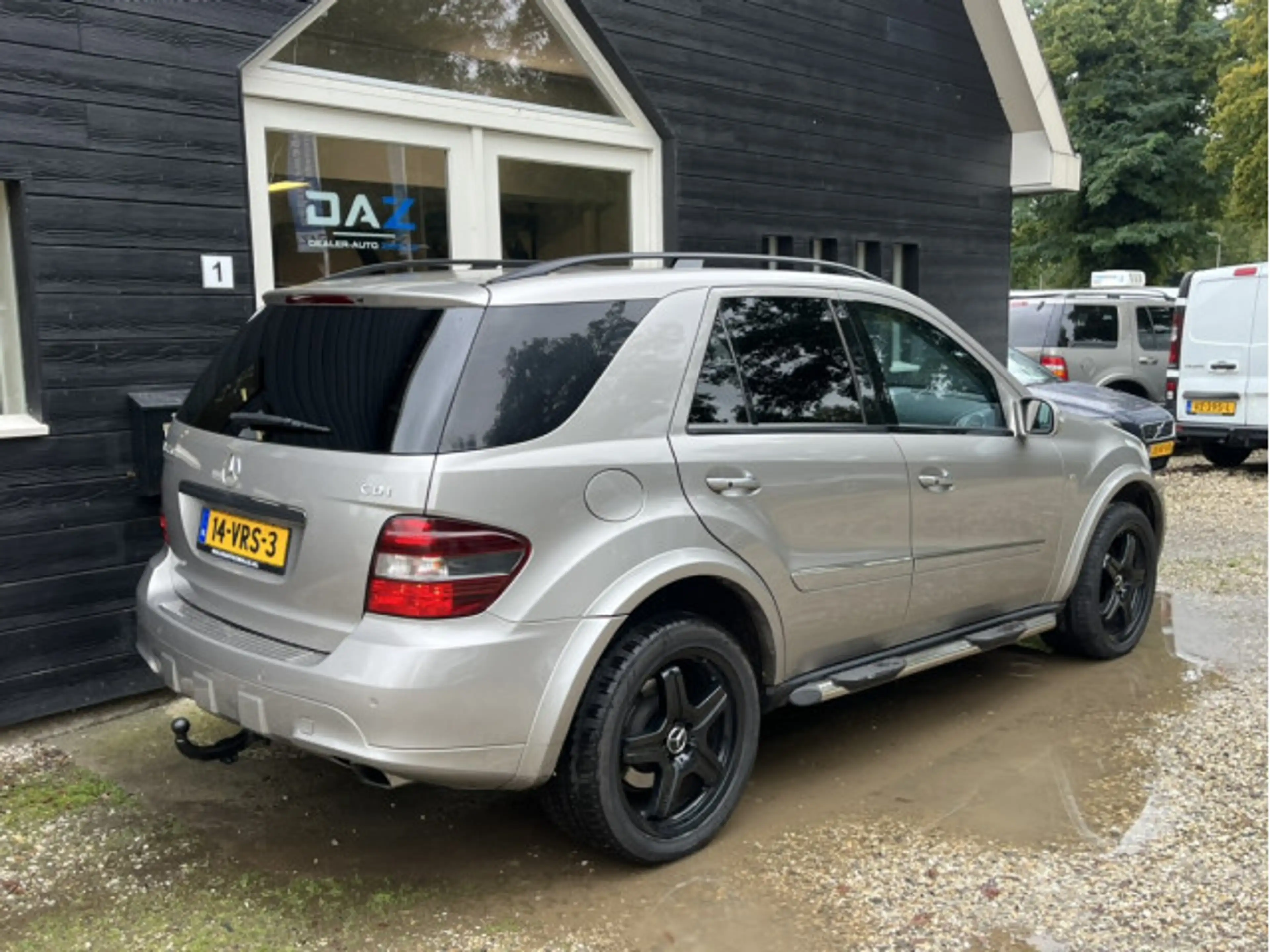 Mercedes-Benz ML 420 M-klasse CDI AMG Pakket/V8/Aut/Ecc/Leer/Navi — photo 3