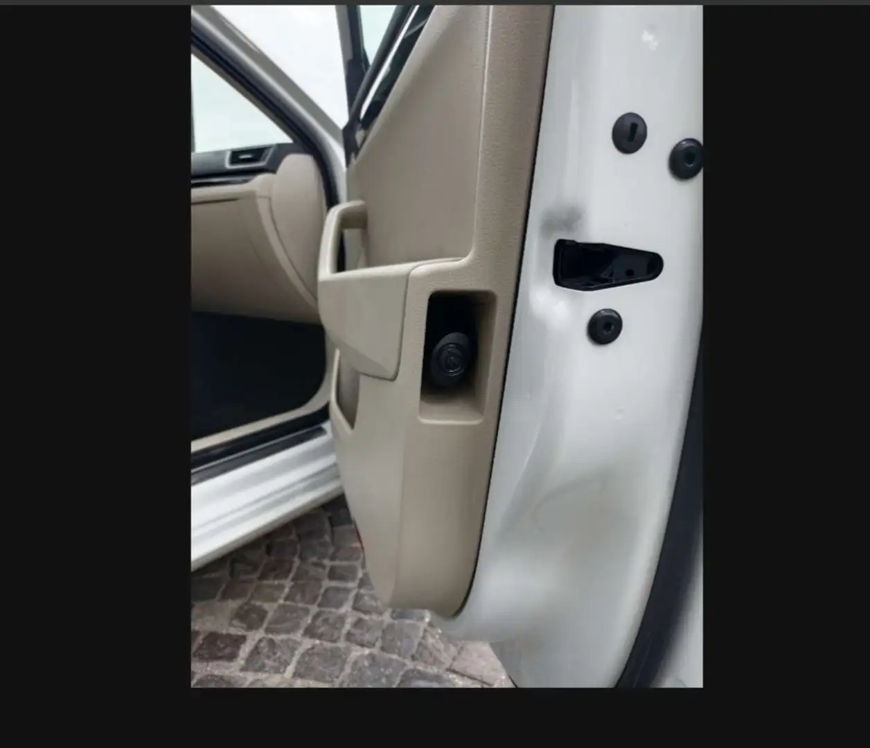 Skoda Superb Wagon 2.0 tsi Laurin&Klement 4x4 dsg Wit - 2