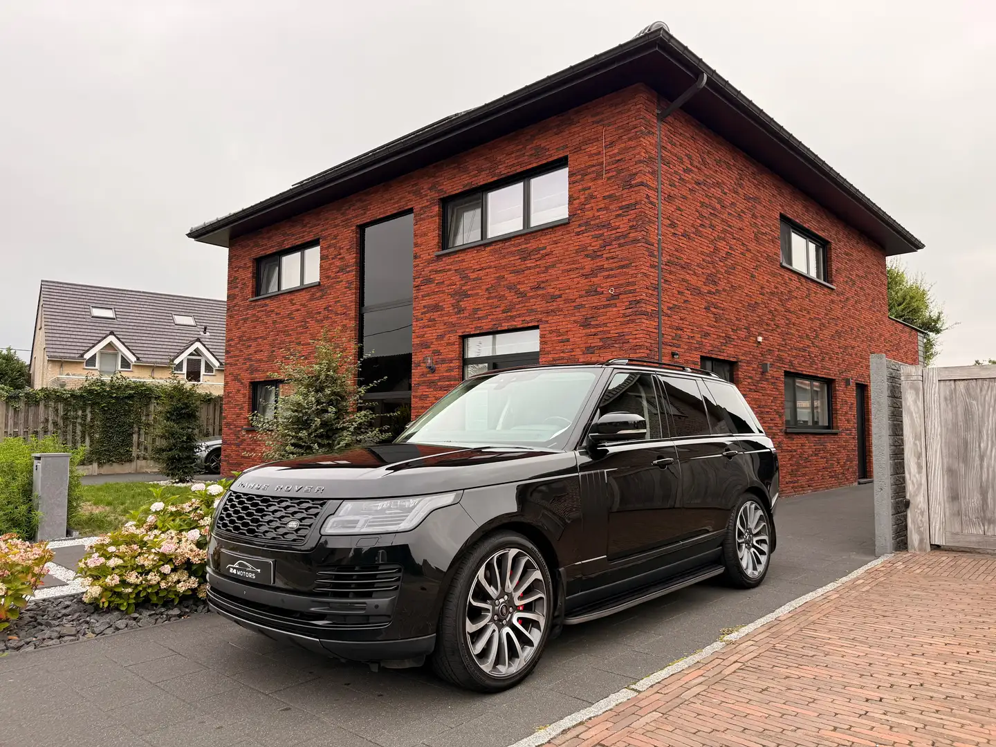 Land Rover Range Rover Range Rover P400e Plug-in Hybrid Vogue Noir - 1