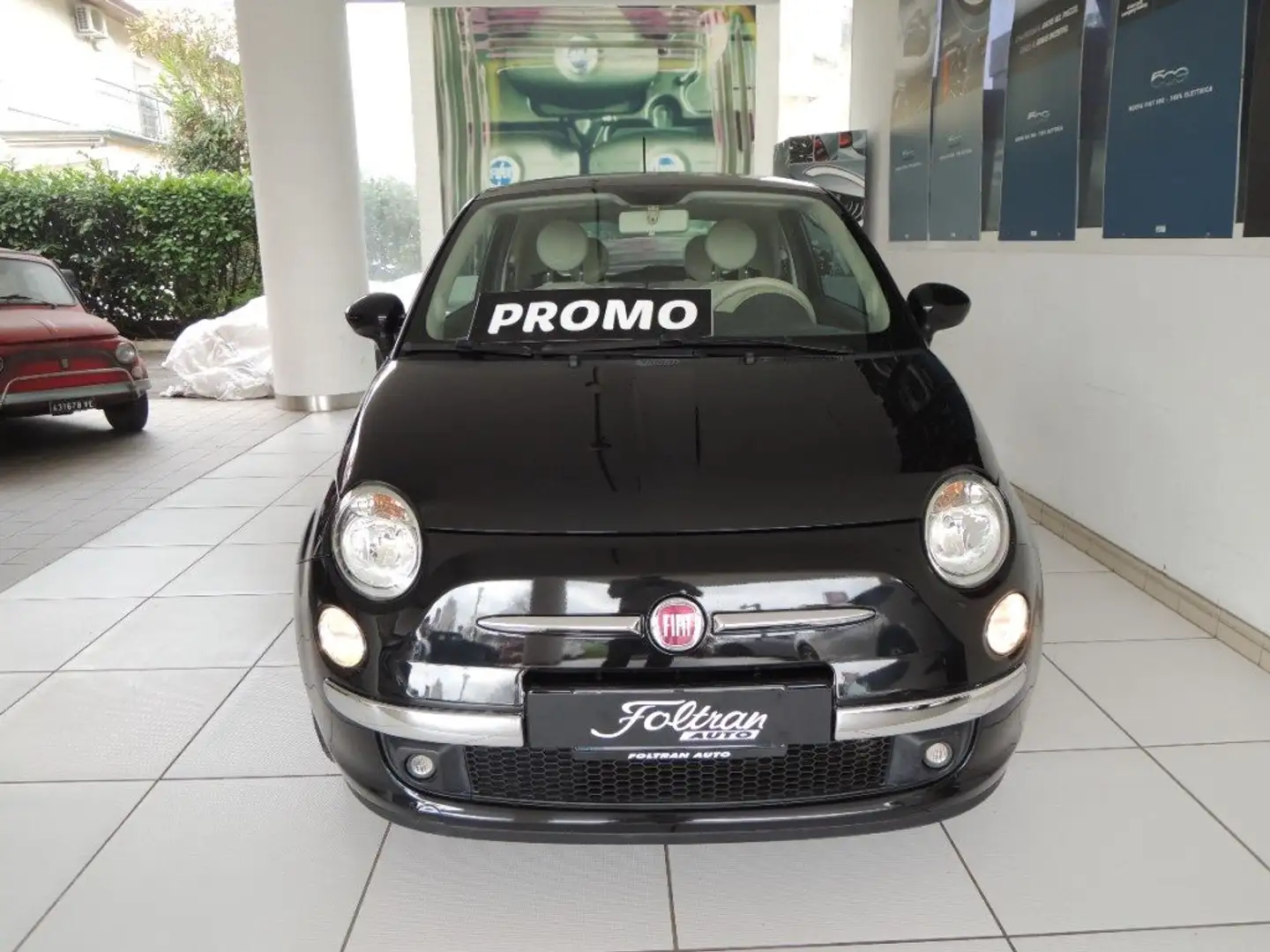 Fiat 500 1.2 Lounge Schwarz - 2