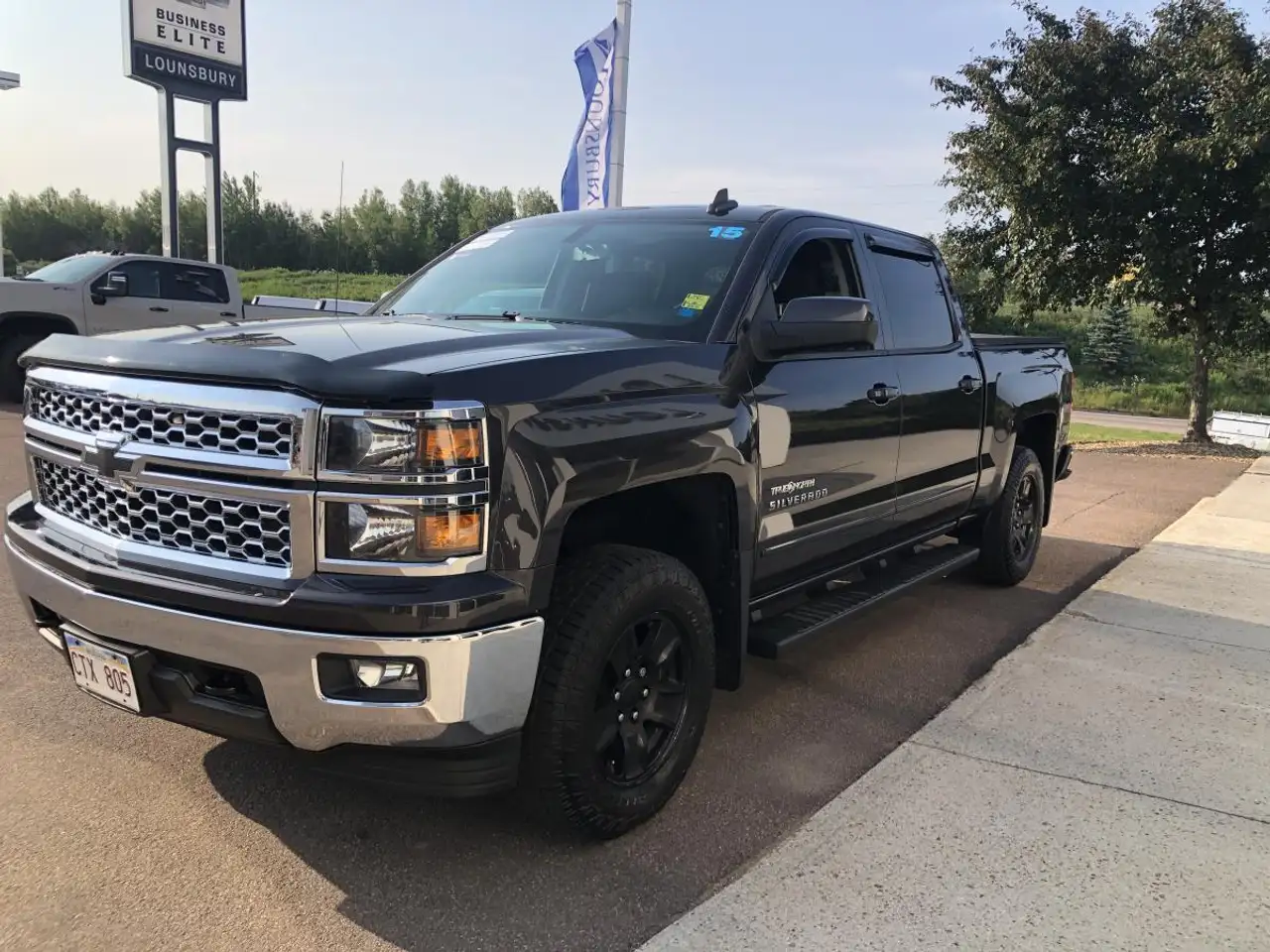 Chevrolet Silverado 1500 photo Chevrolet Silverado 1500