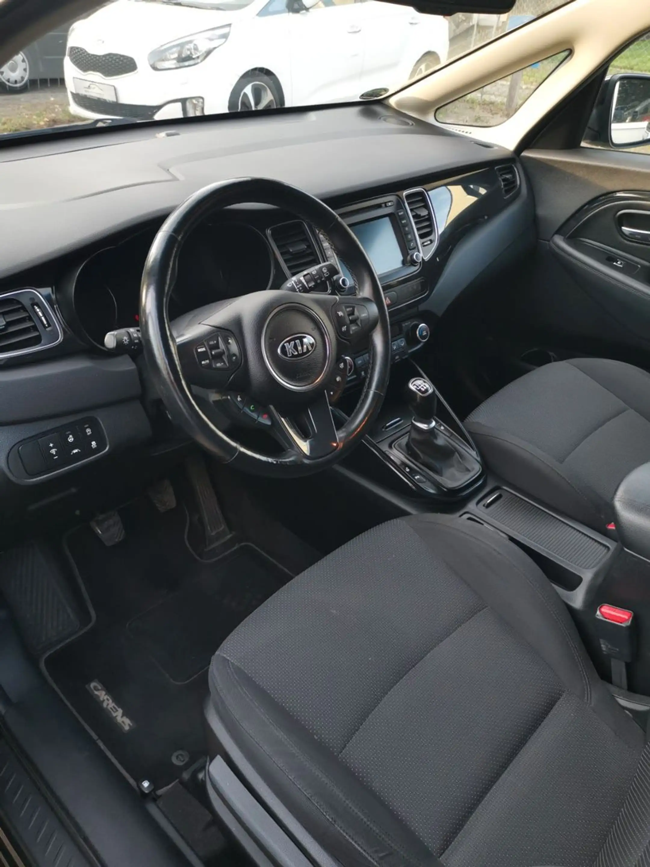 Kia Carens Spirit 1.7 CRDI Kamera TÜV 1.Hand — photo 11