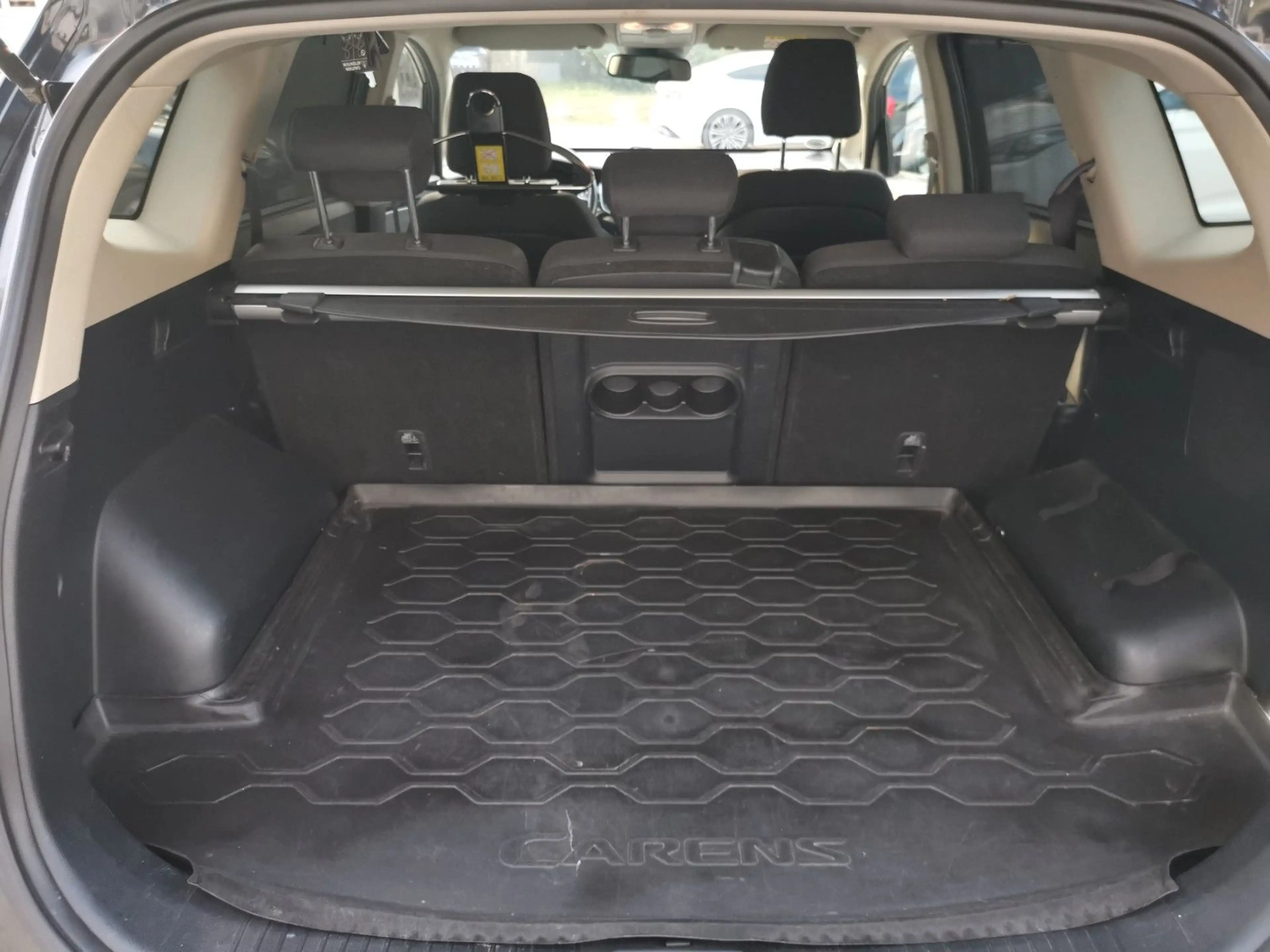 Kia Carens Spirit 1.7 CRDI Kamera TÜV 1.Hand — photo 10