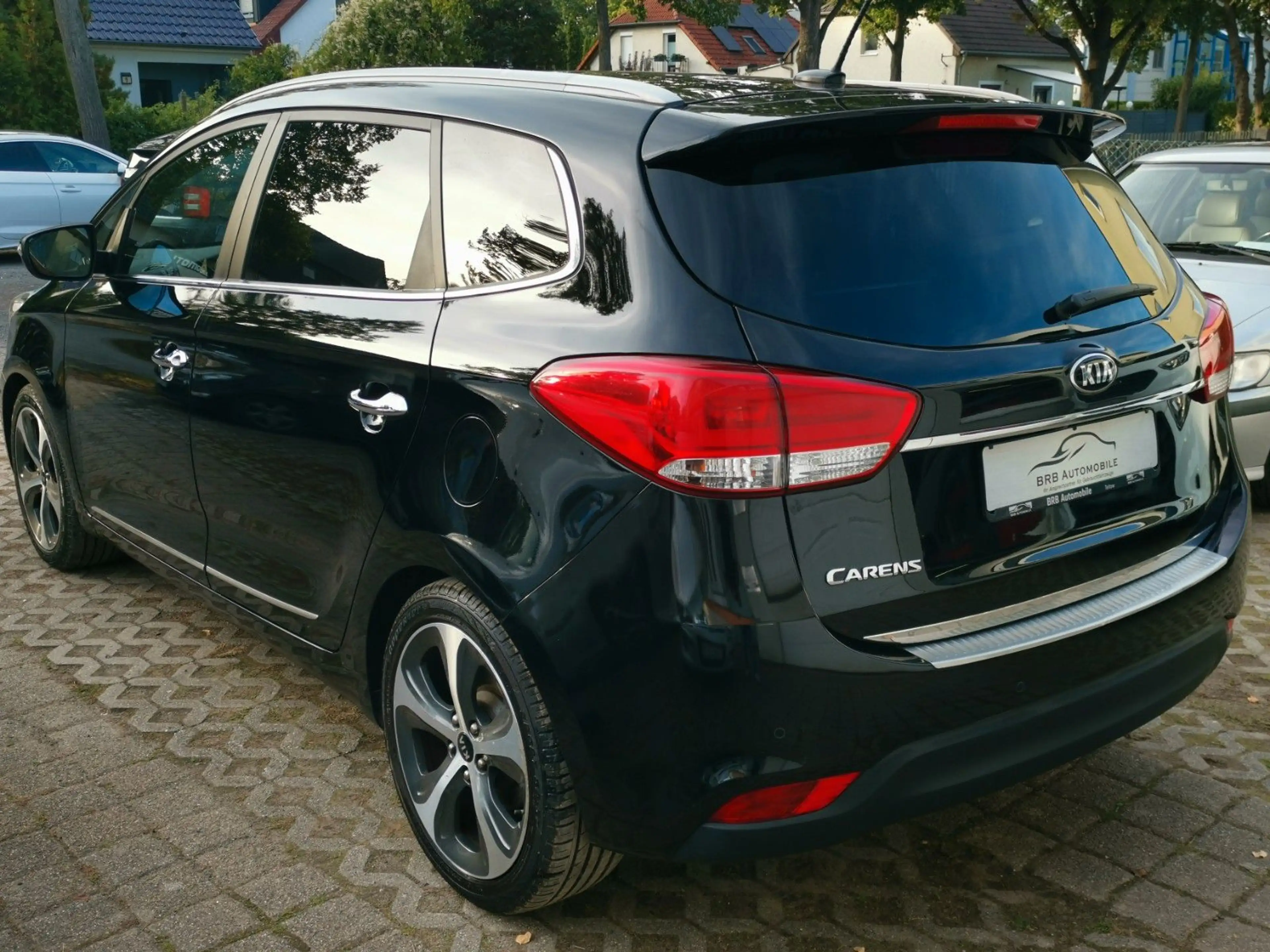 Kia Carens Spirit 1.7 CRDI Kamera TÜV 1.Hand — photo 4