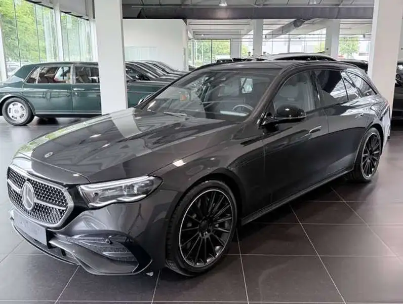 MERCEDES-BENZ Clasa E