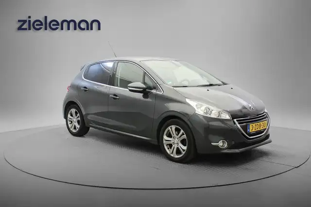 Peugeot 208 1.6 e-HDi Blue - Leer, Navi, Cruise, Clima, Stoelv
