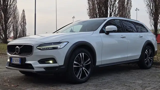 Volvo V90 Cross Country OCCASIONE
