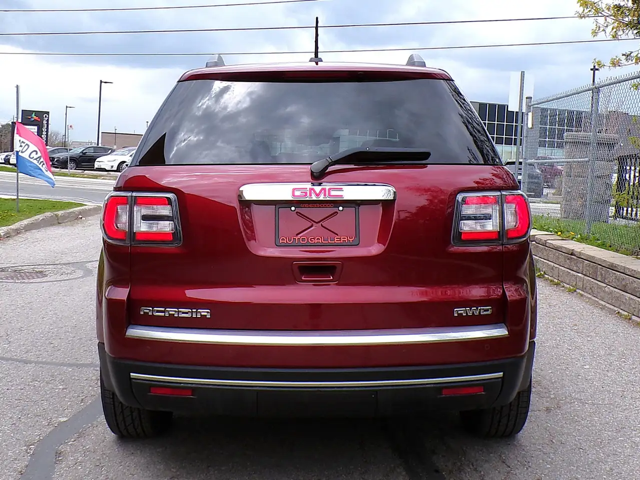 GMC Acadia снимка GMC Acadia