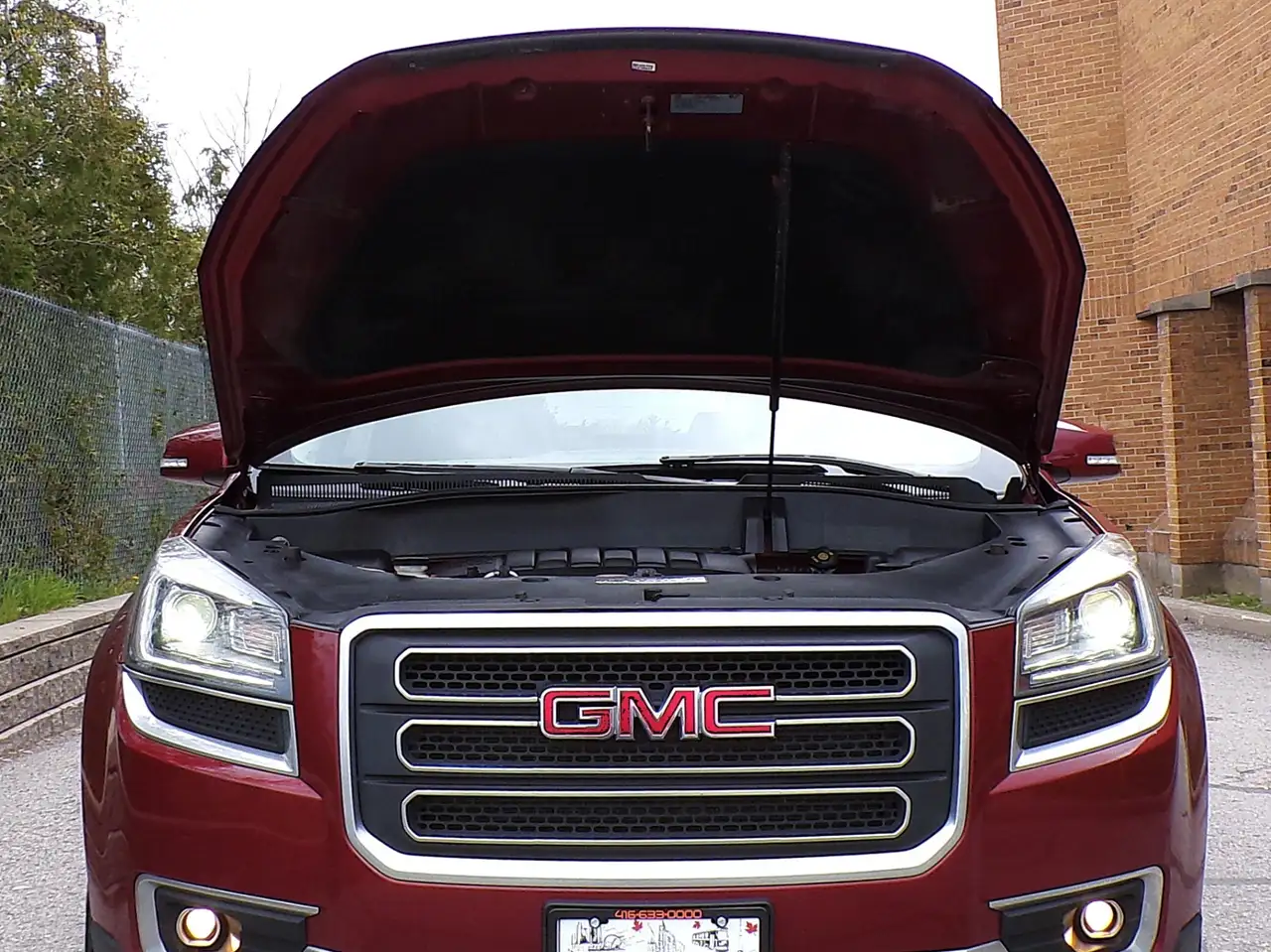 GMC Acadia снимка GMC Acadia