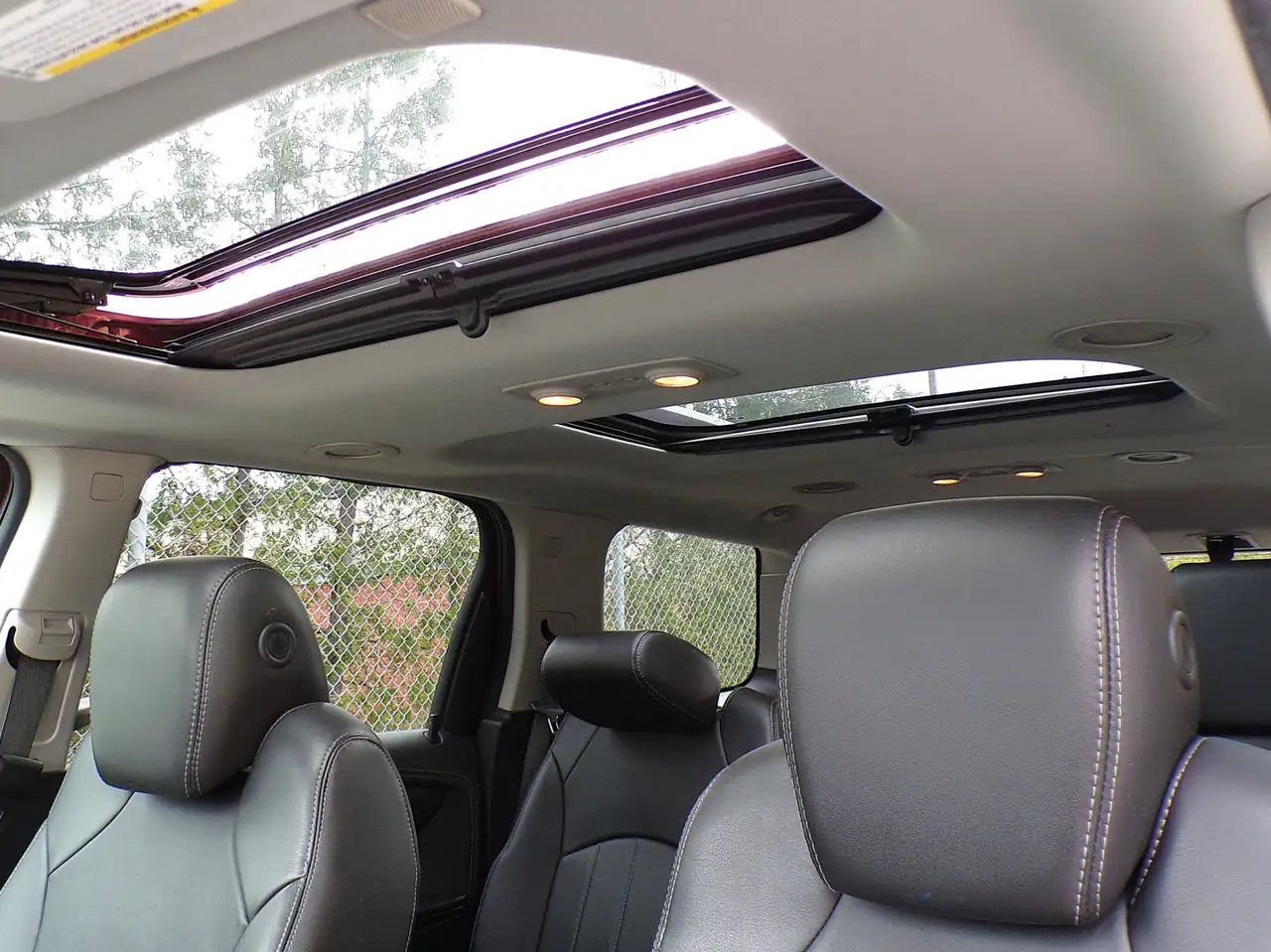 GMC Acadia снимка GMC Acadia