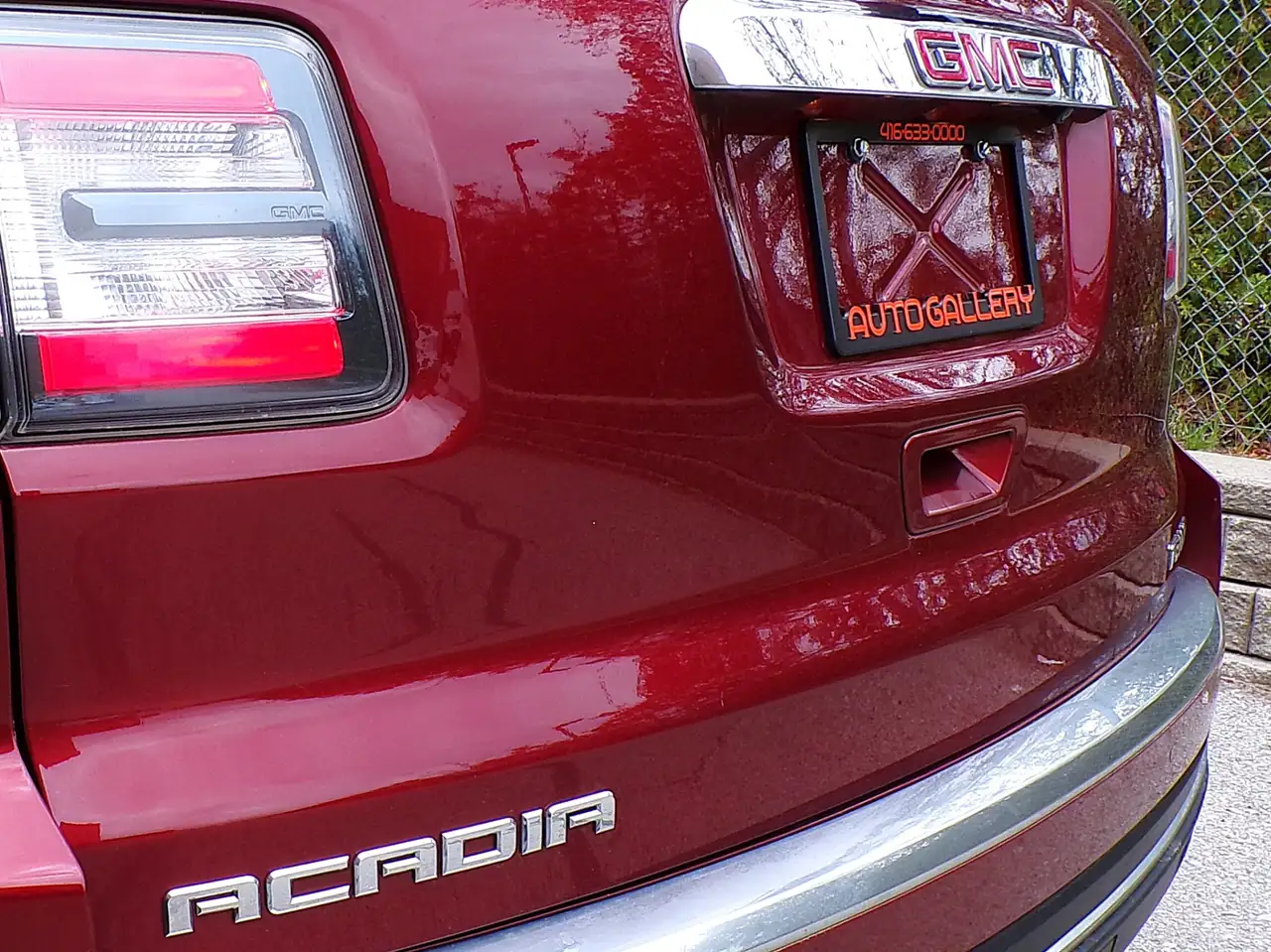 GMC Acadia снимка GMC Acadia