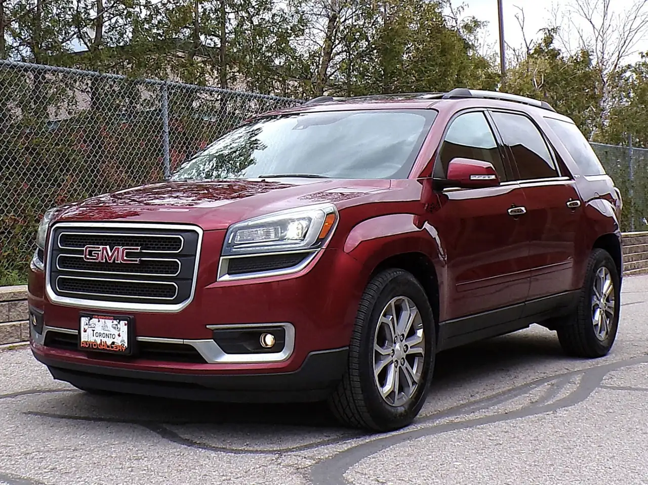 GMC Acadia снимка GMC Acadia