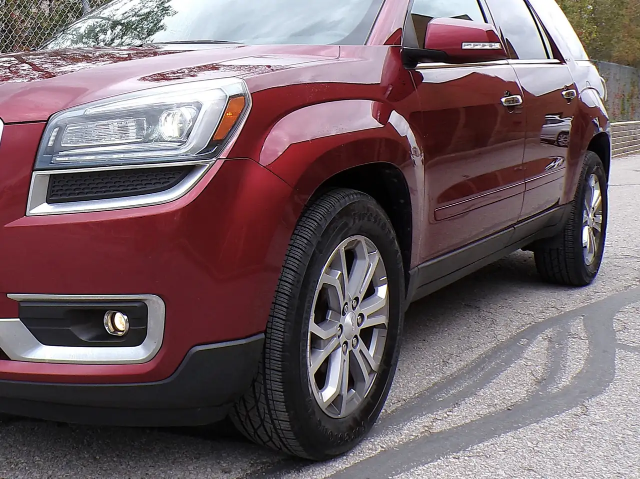 GMC Acadia снимка GMC Acadia