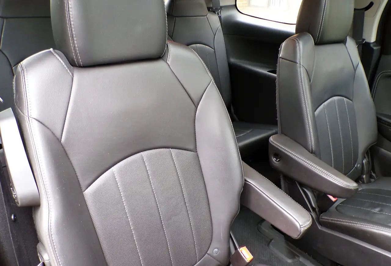 GMC Acadia снимка GMC Acadia