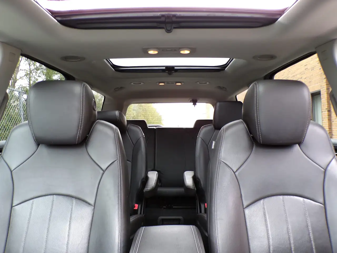 GMC Acadia снимка GMC Acadia