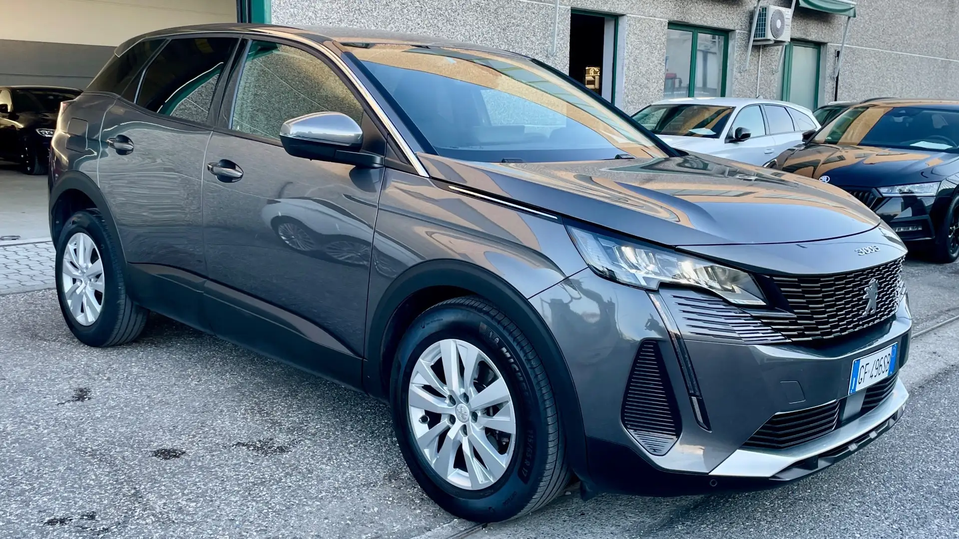 Peugeot 3008 PEUGEOT 3008 1.5 ALLURE BLUEHDI 131CV - FULL LED, Grau - 1