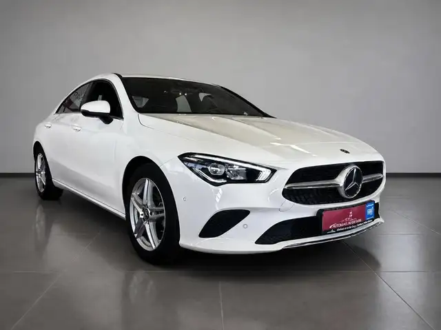 Mercedes-Benz CLA 200 /LED/Navi/AHK/2.Hand