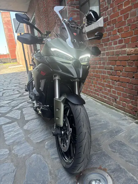 Ducati MULTISTRADA V2 S - foto 3