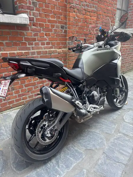 Ducati MULTISTRADA V2 S - foto 4