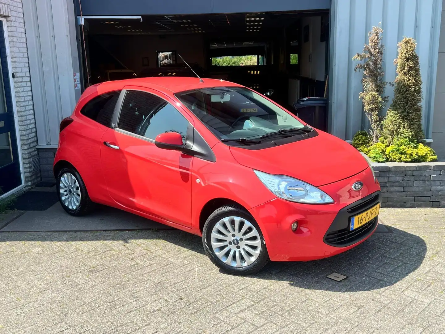 Ford Ka/Ka+ 1.2 Titanium X start/stop| Airco Rood - 2