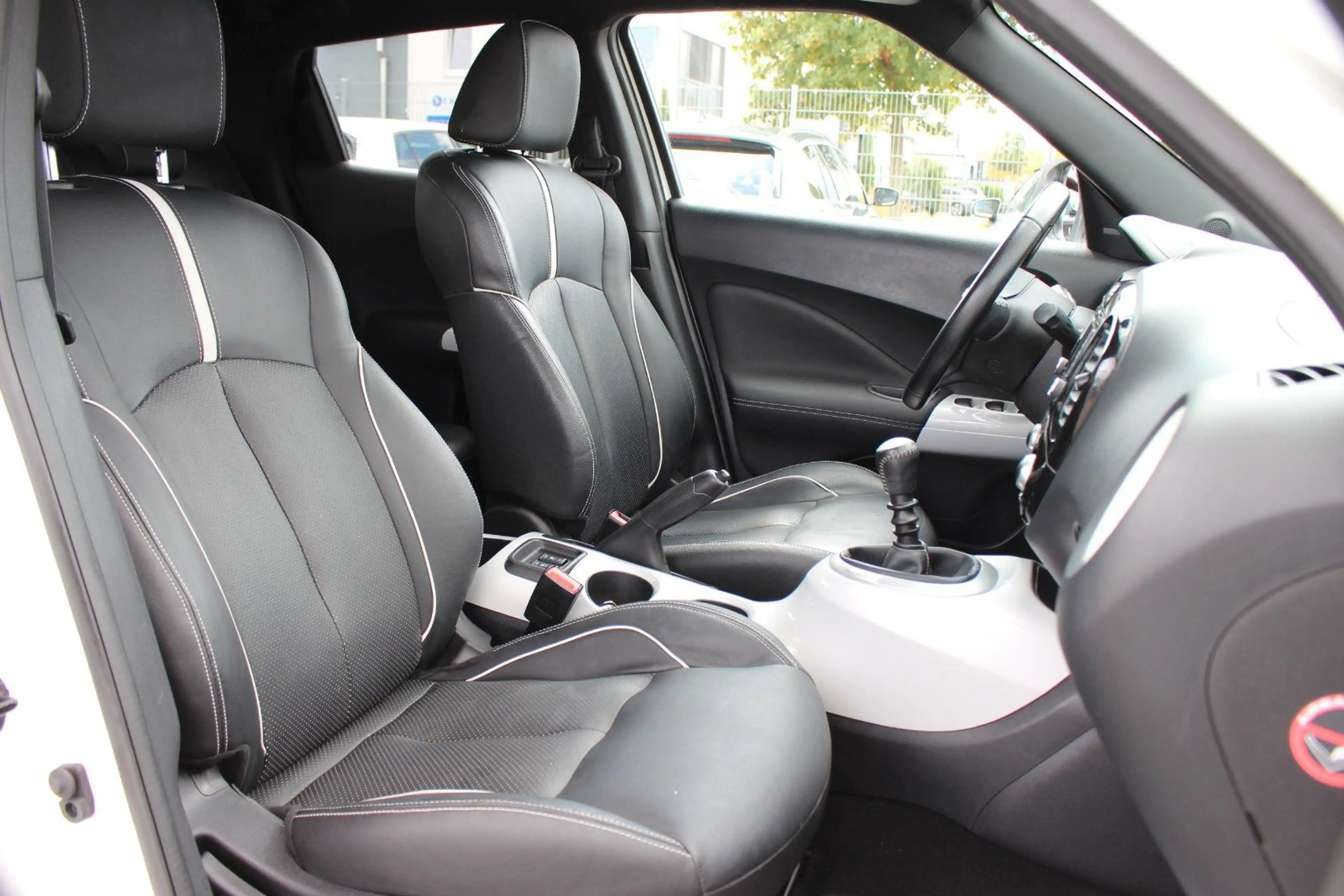 Nissan Juke 1.2 DIG-T Tekna/SHEFT/KLIMA/RCAM/NAVI/LEDER — photo 13