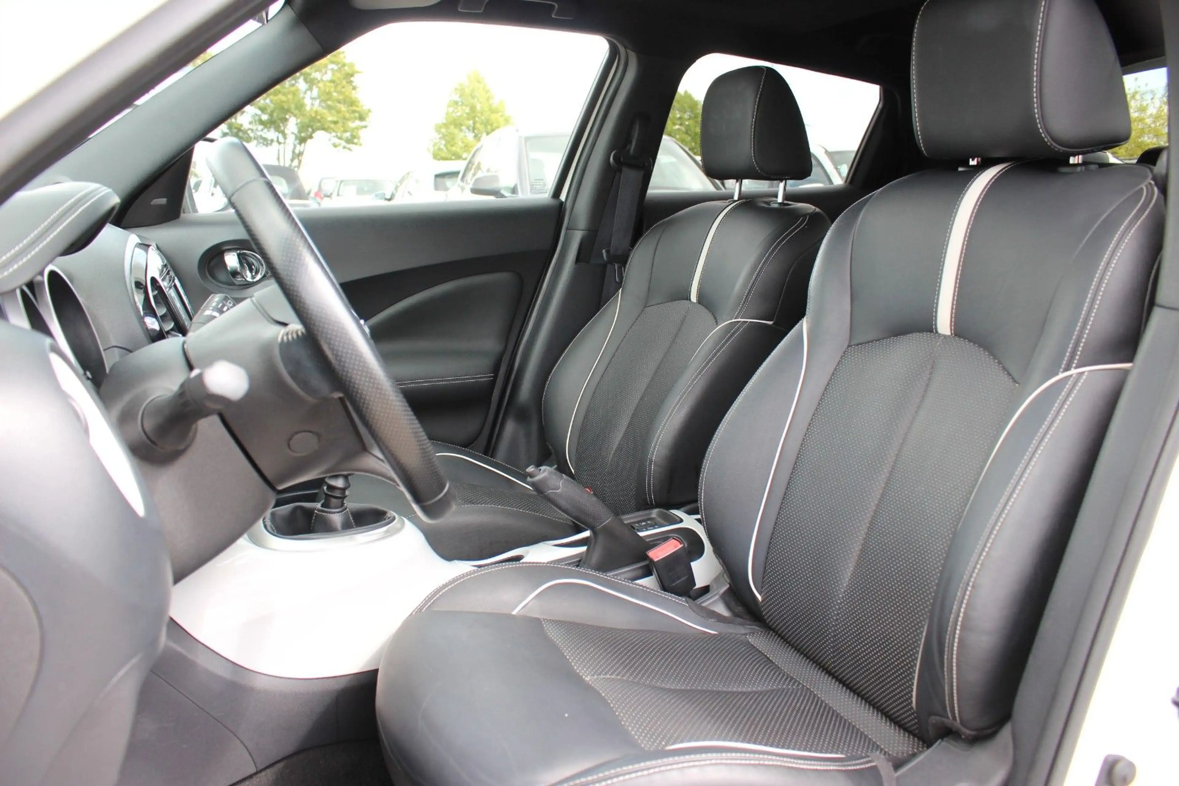 Nissan Juke 1.2 DIG-T Tekna/SHEFT/KLIMA/RCAM/NAVI/LEDER — photo 11